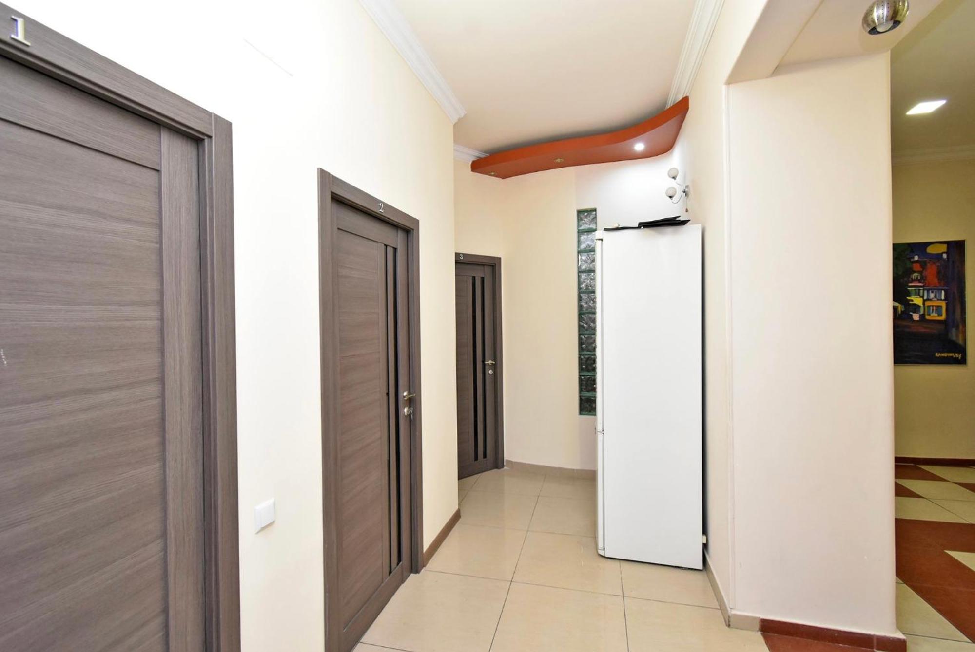 Hotel Costa Yerevan Bagian luar foto