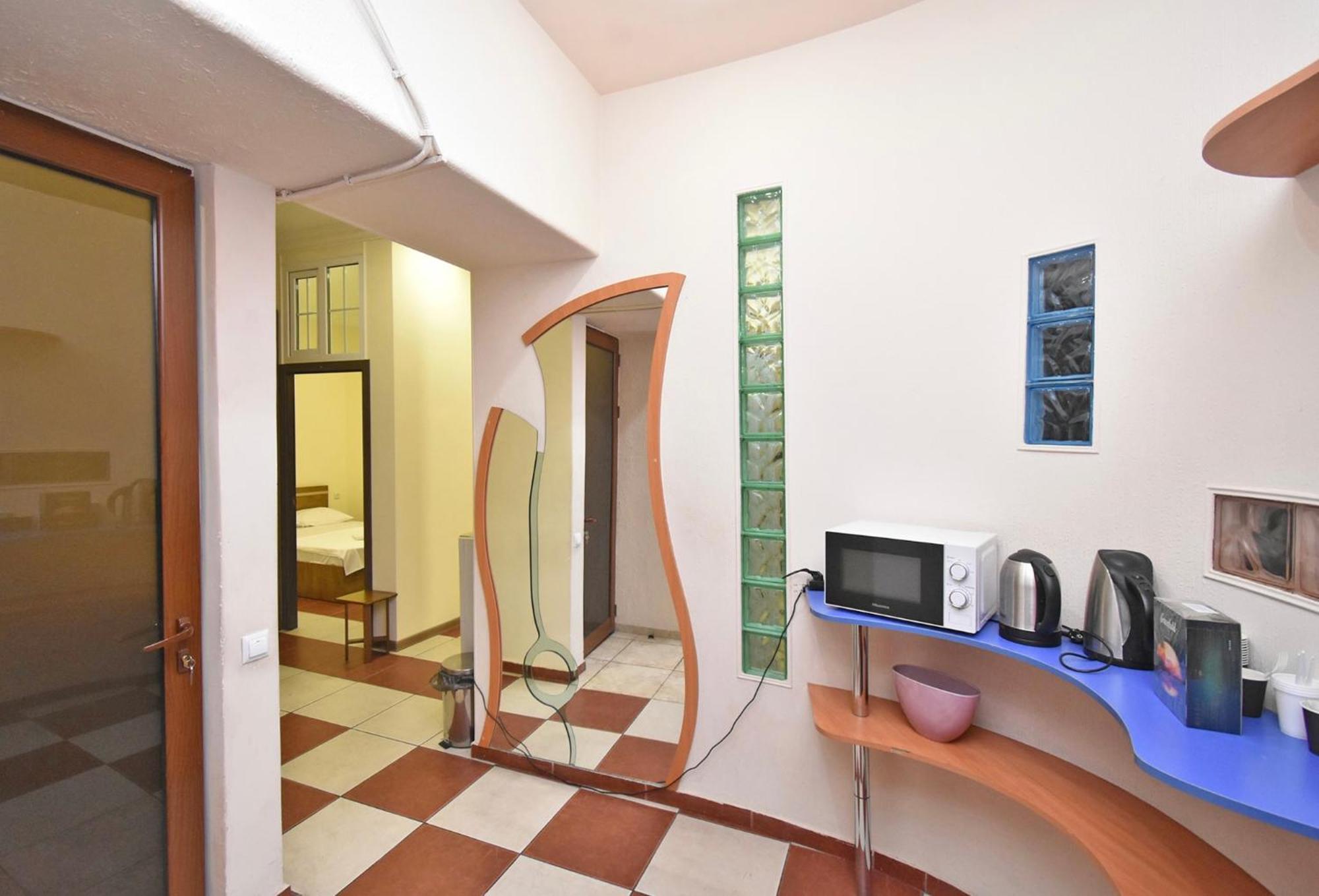 Hotel Costa Yerevan Bagian luar foto