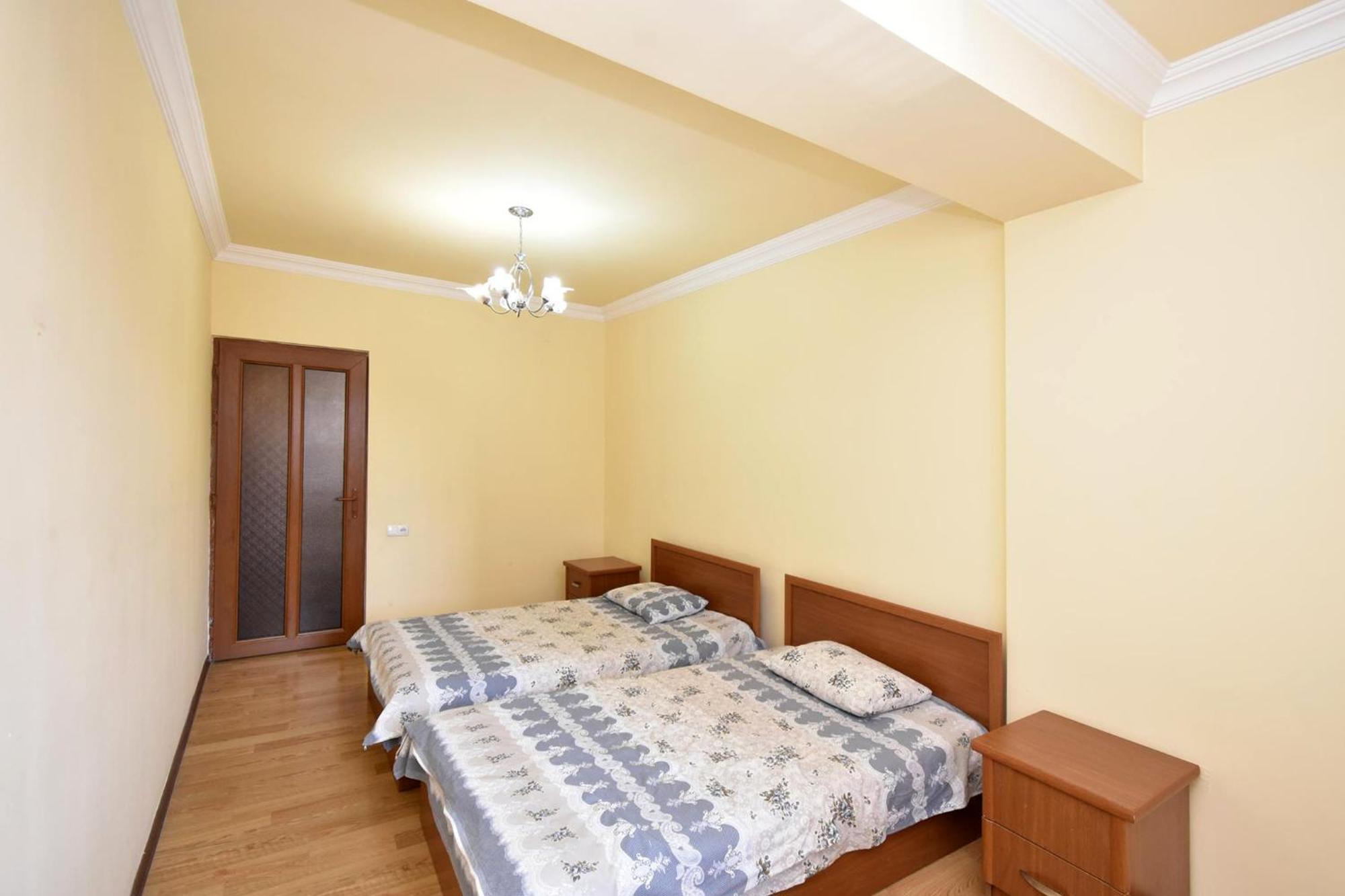 Hotel Costa Yerevan Bagian luar foto